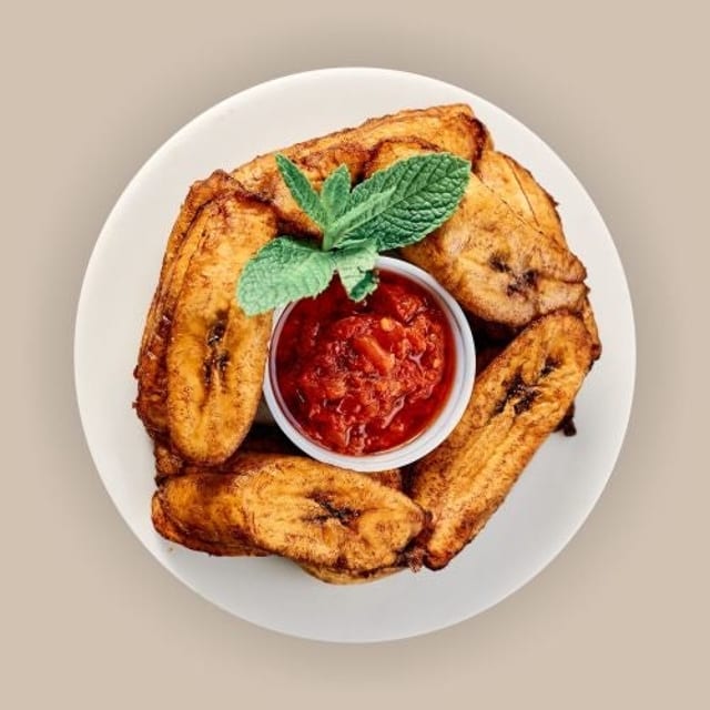 Plantain (4 Pieces).
